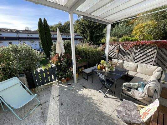 überdachte Terrasse