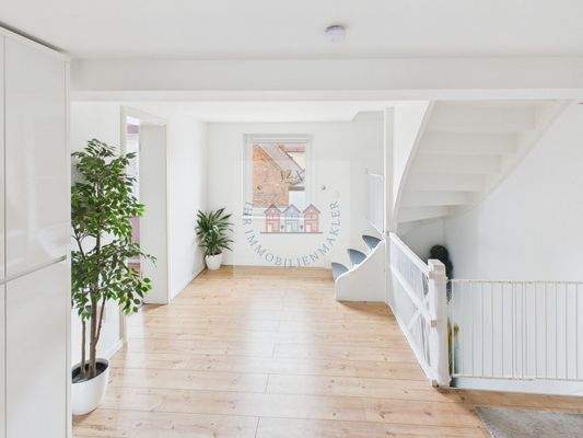 Flur im 1. OG