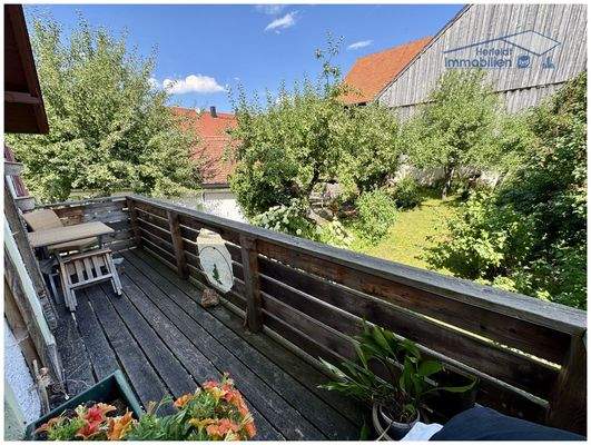 Balkon mit Gartenblick