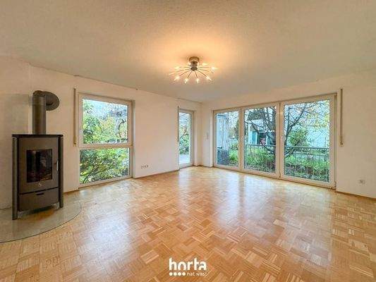 Wohn-/Esszimmer Ansicht 1