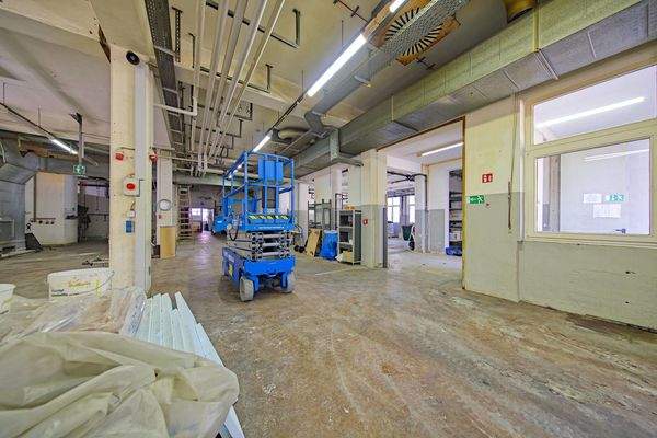 Halle 1 (Vor Entkernung)