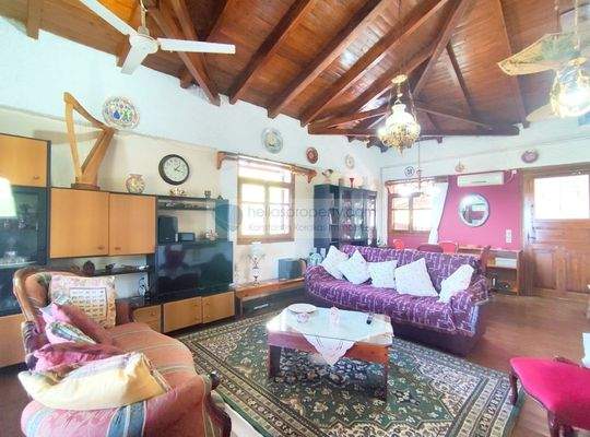 img_88ec0f42-4c5a-4169-a194-cb2f6f92ad1d