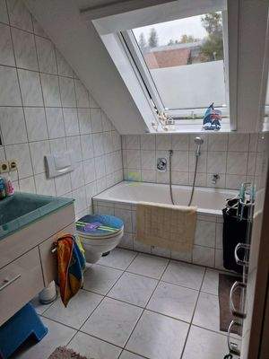 Bad mit Dusche / Wanne DG