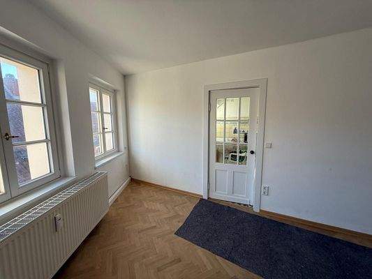 Pendeltür zur Küche