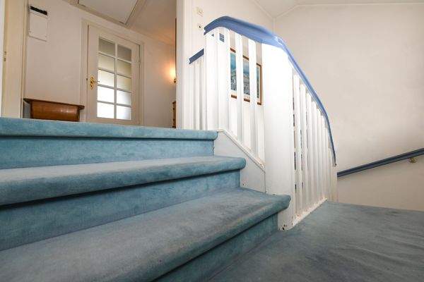 Treppenflur zum Dachgeschoss