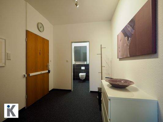 Eingangstür-Diele 1