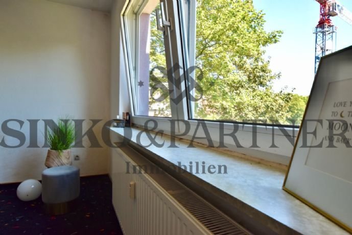 2 Zimmer Stadt Wohnung mit Balkon und Tiefgaragenstellplatz in zentraler Stader Lage!