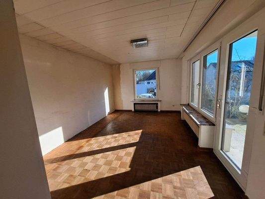 3. Zimmer mit Ausgang zur Terrasse