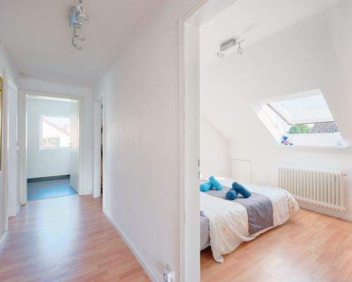 Schlafzimmer DG