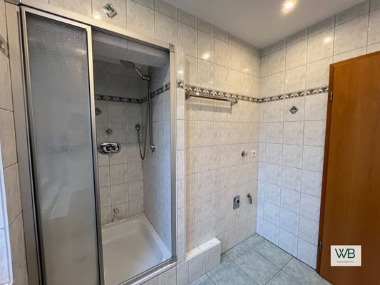 Badezimmer 2