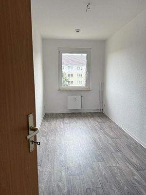 Kinder-/Arbeits-/Gästezimmer