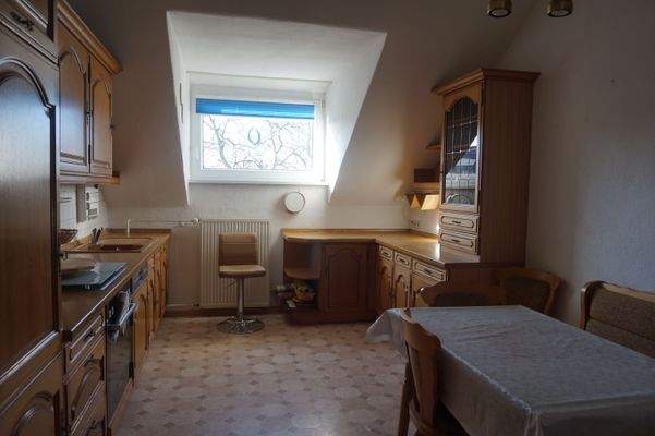 Küche der Wohnung über Apotheke