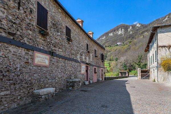 Veduta esterna villa