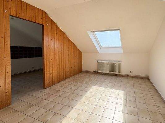 Küche mir Essbereich im OG