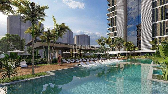 Seafront Real Estate with Views in a Complex in Alanya