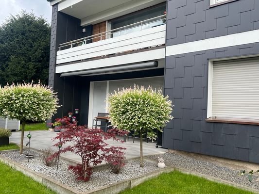 Zweifamilienhaus Terrasse