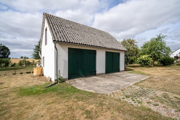 3498-Garage