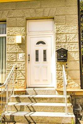 008. separater Eingang 2.jpg