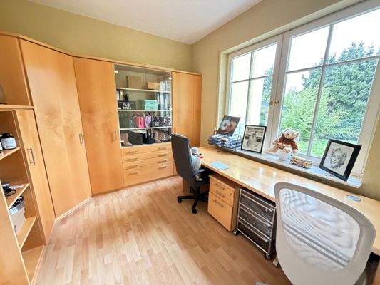 Arbeitszimmer EG