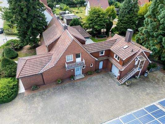 Luftbild mit Einlieger-Wohnung 