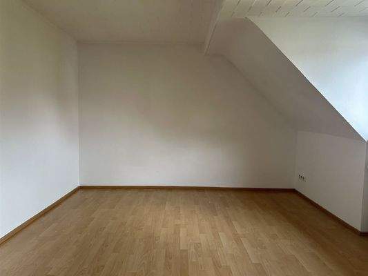 Wohnzimmer Wohnung DG