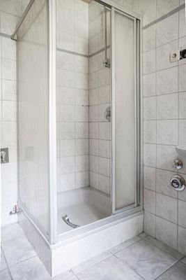 Dusche EG