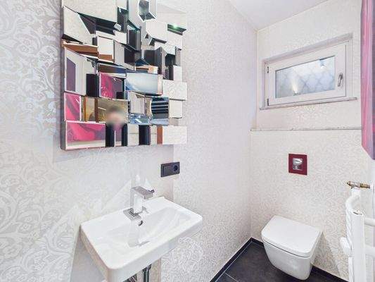 Kleines WC mit Dusche Perspektivenwechsel