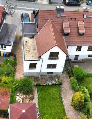 Luftbild aus Nordost, mit Garten und Sommerpavillon