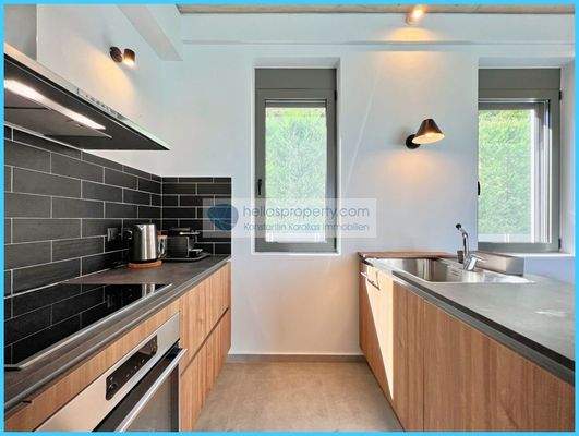 f1abccab438044d69275fe9d31f465a2-original