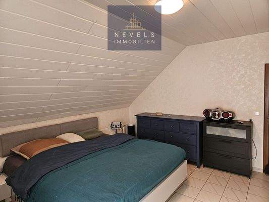 Schlafzimmer 2 Dachgeschoss