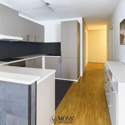 Küche _ Flur - KI bearbeitet