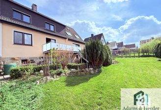 Garten + angebauter Balkon