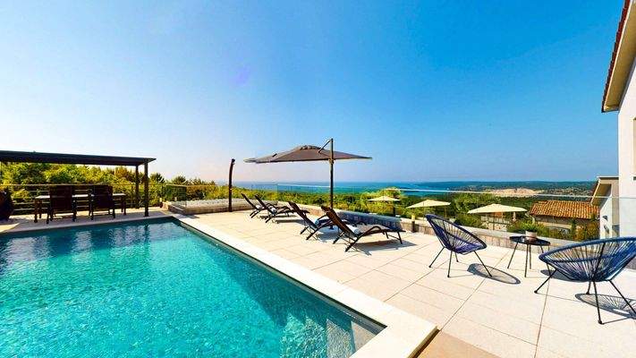 Sitzplatz/Pool mit Meerblick - Haus oben