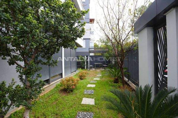 Apartment Near the Sea and Airport in Antalya Muratpasa