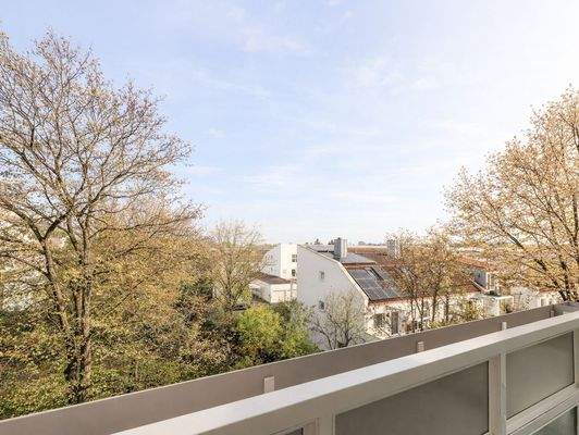 Ost-Balkon l Ausblick I KI optimiert