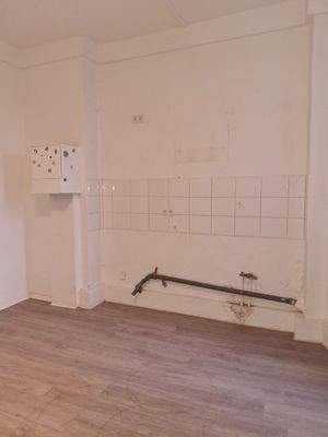 LA 155 2.OG li. 3 ZKB Terrasse (8).jpeg