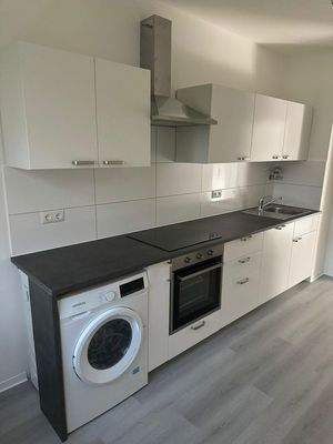 Voll ausgestattete Küche