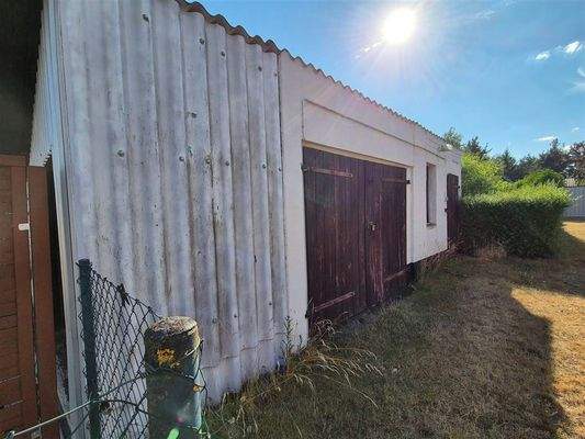 Garage und Schuppen