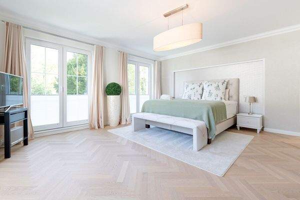 Master-Schlafzimmer 1. OG