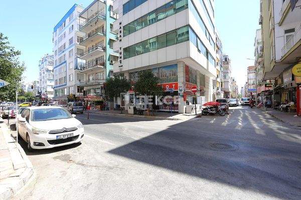 3-Bedroom Apartment with Separate Kitchen in Antalya Muratpaşa