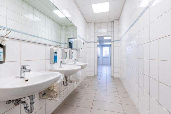 Sanitäranlagen Gebäudeteil C