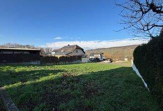 Straßenansicht oben rechts