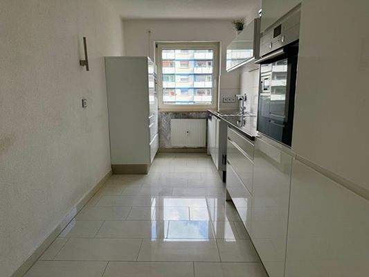 Küche mit Einbauküch