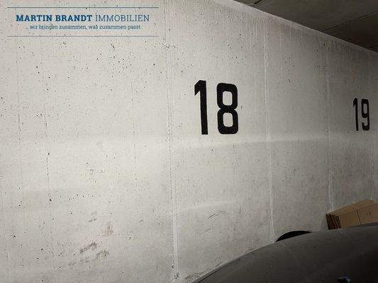 Tiefgaragenstellplatz