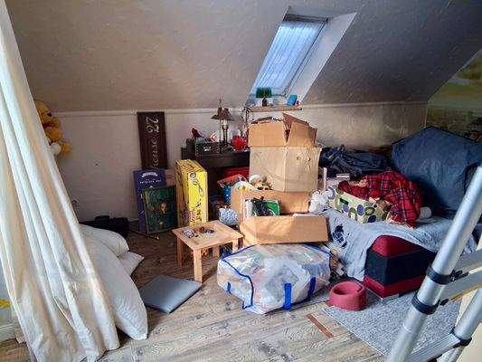 Schlafzimmer - bitte leer vorstellen :-)