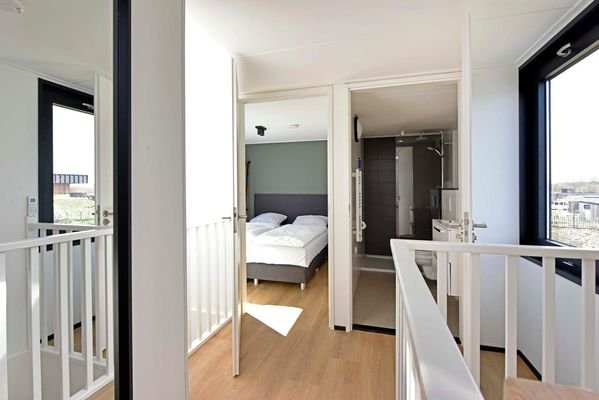 ferienhaus-kaufen-am-Wasser-brielle-001