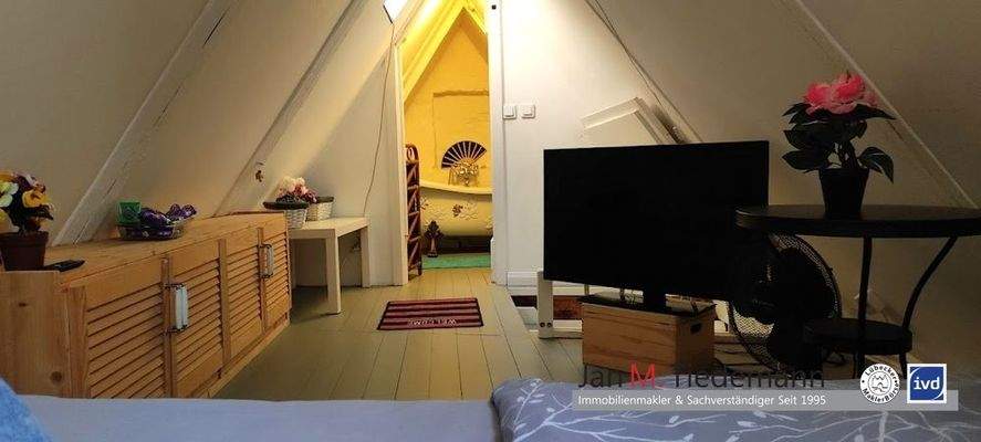 Spitzboden SZ und Bad