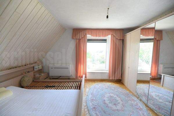 Schlafzimmer OG