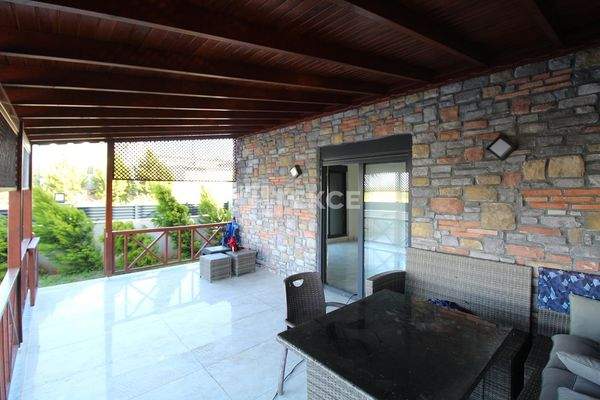 4-Bedroom Detached Villa with Pool in Belek Antalya