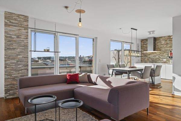 Wohnzimmer & offene Küche